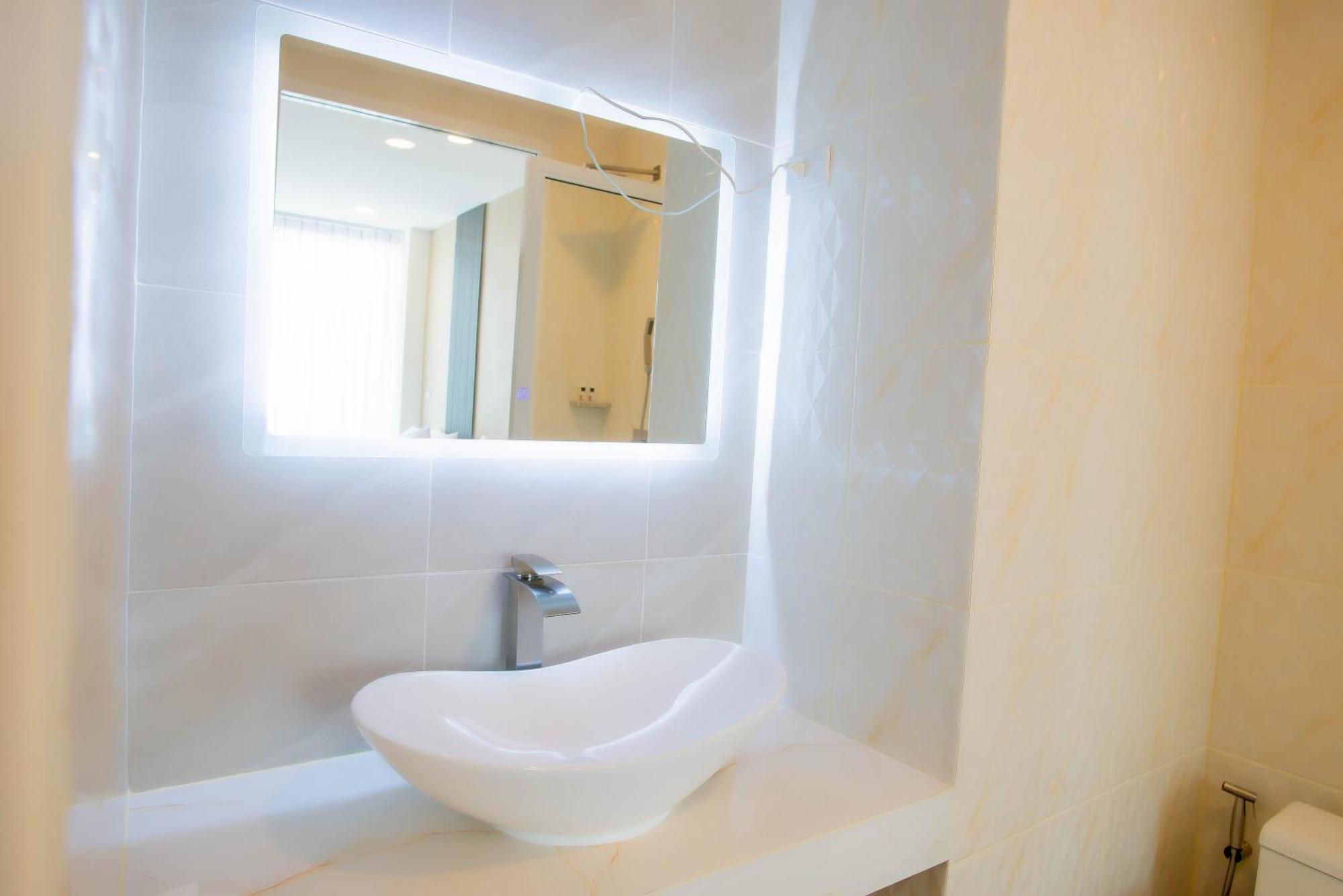 Hotel Agnes Buri Ram Eksteriør billede