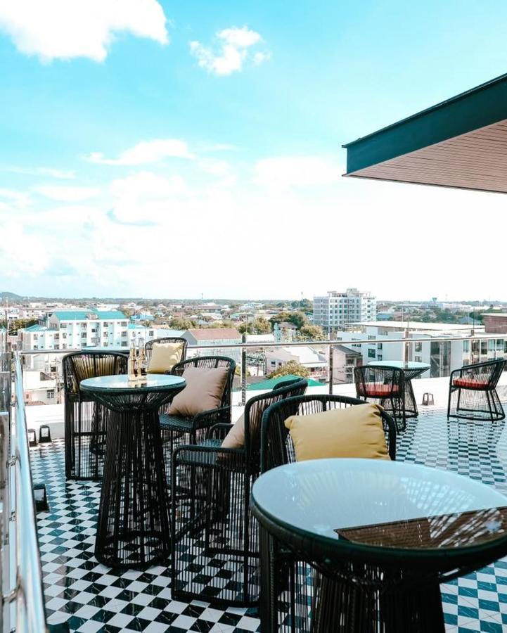 Hotel Agnes Buri Ram Eksteriør billede